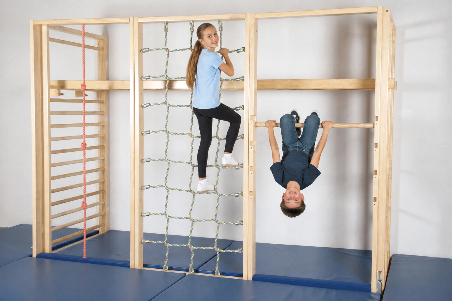 Multi Klappturnwand 5-teilig und Kletternetzelement