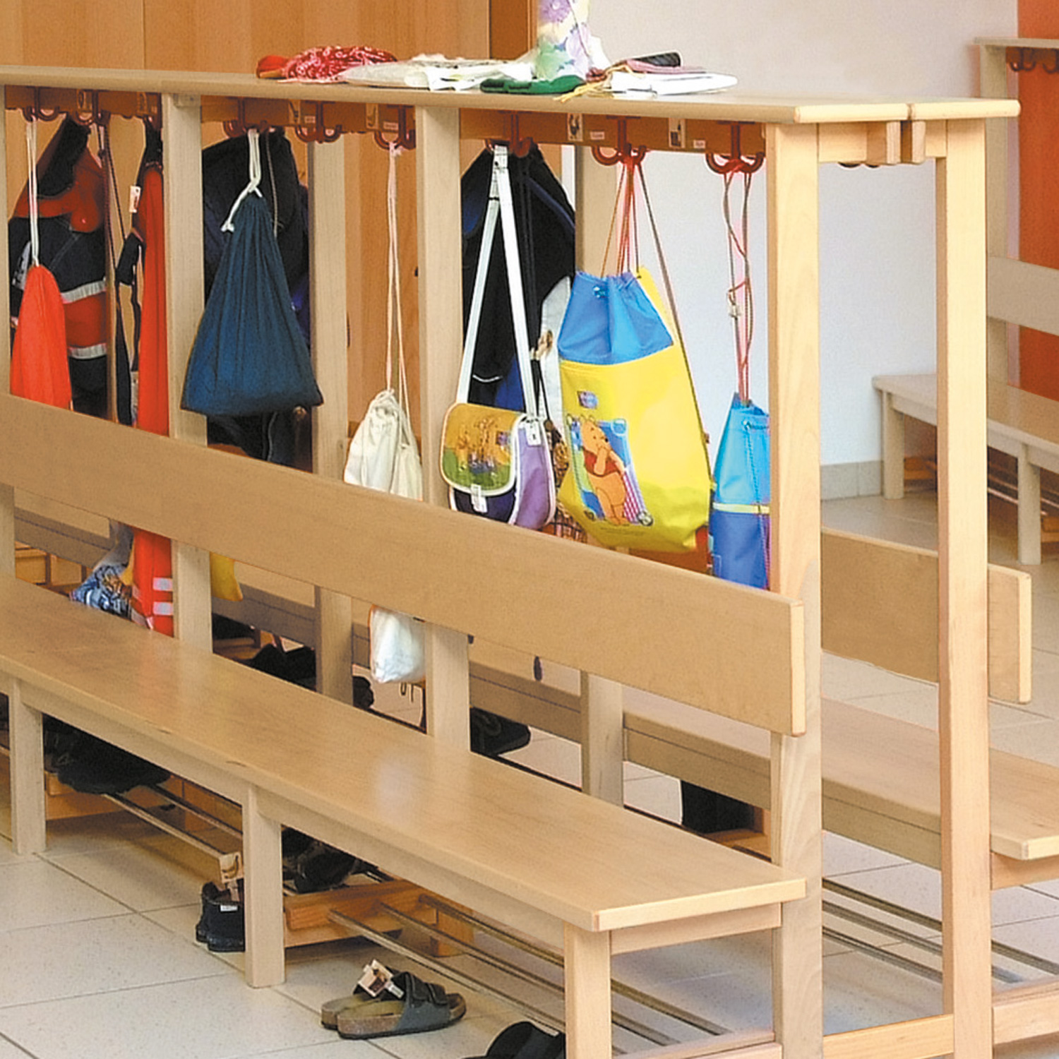 Kindergarten Garderobe Ahorn Dekor, Doppelplatz