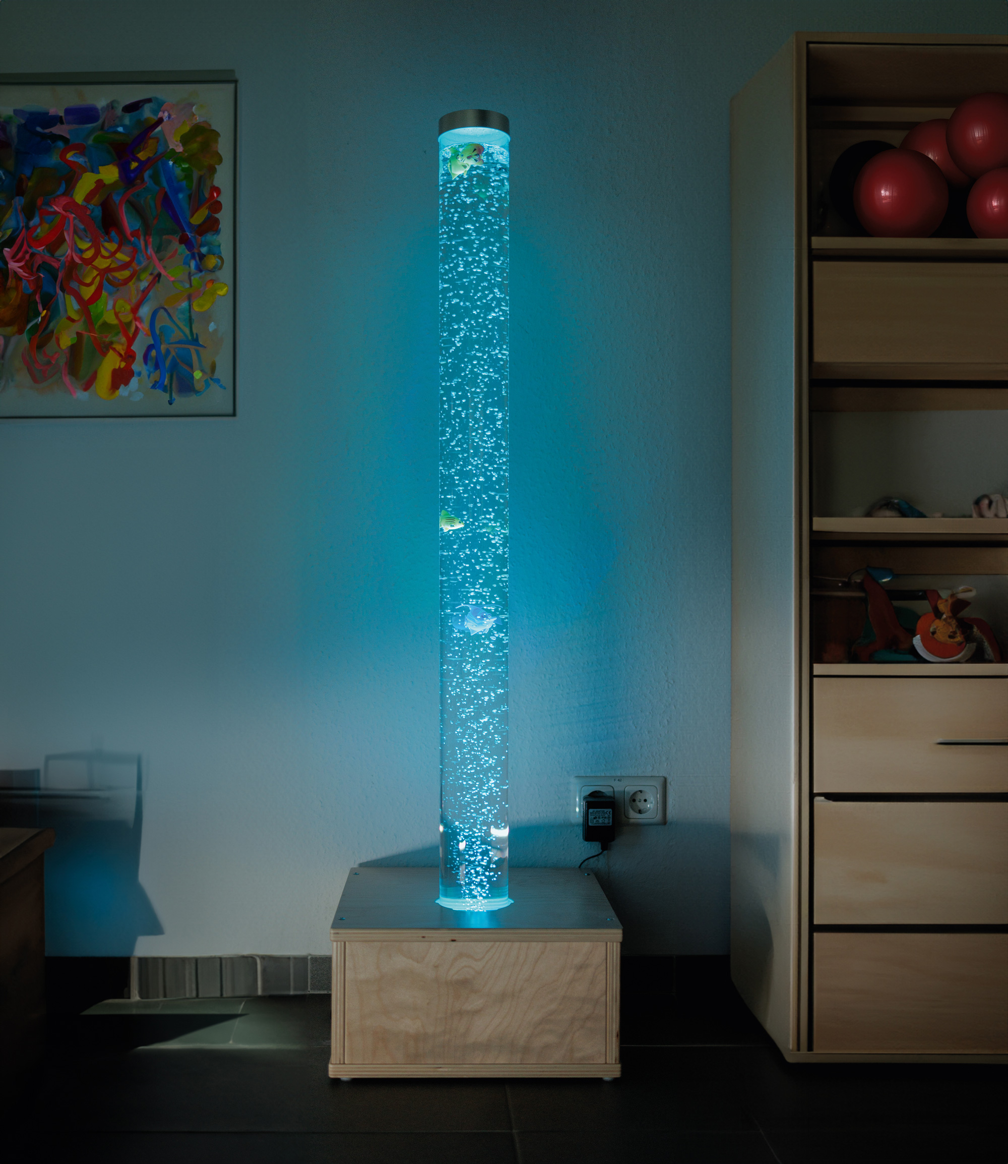 Wassersäule mit Fischen Wassersäule mit Fischen