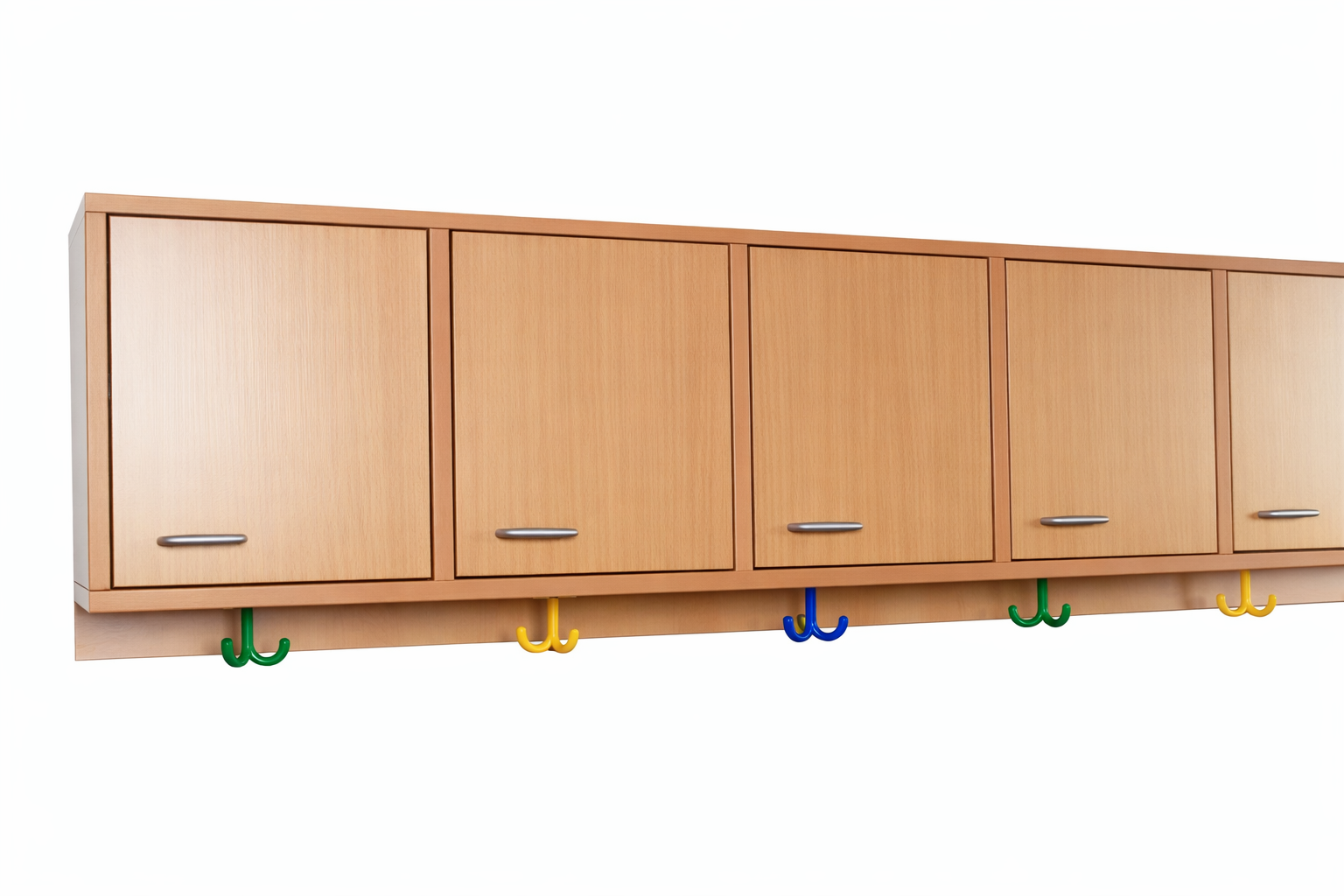 Garderobenleiste mit 6 Türen