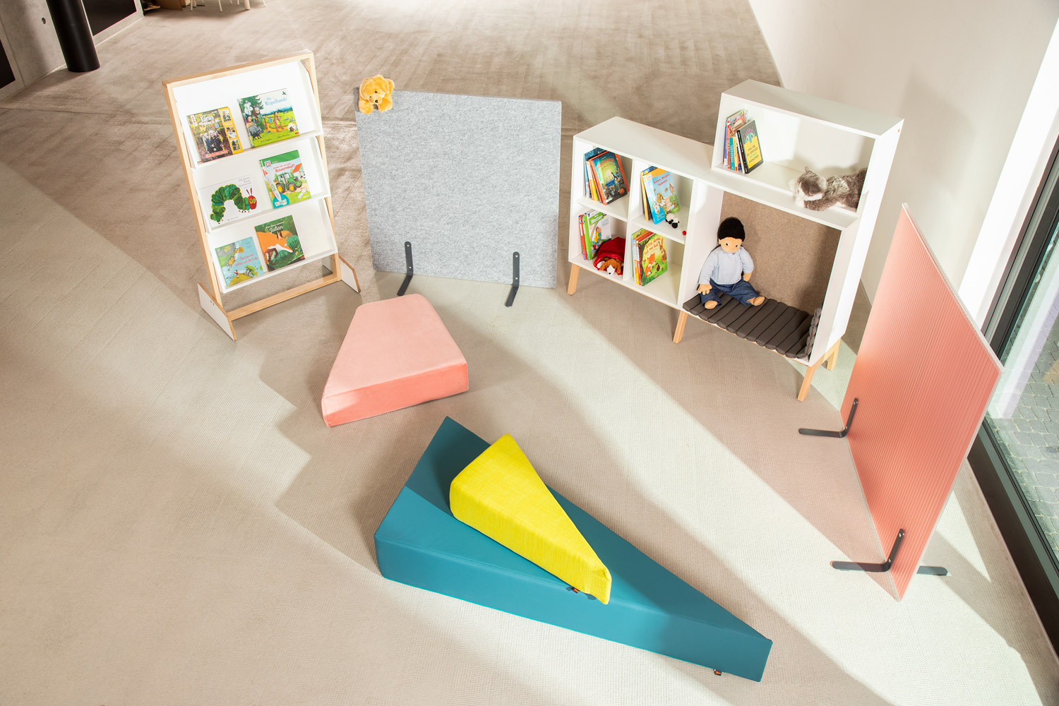 Spielrahmen mit Sonderrückwand innen, Nadelvlies, Breite 80 cm