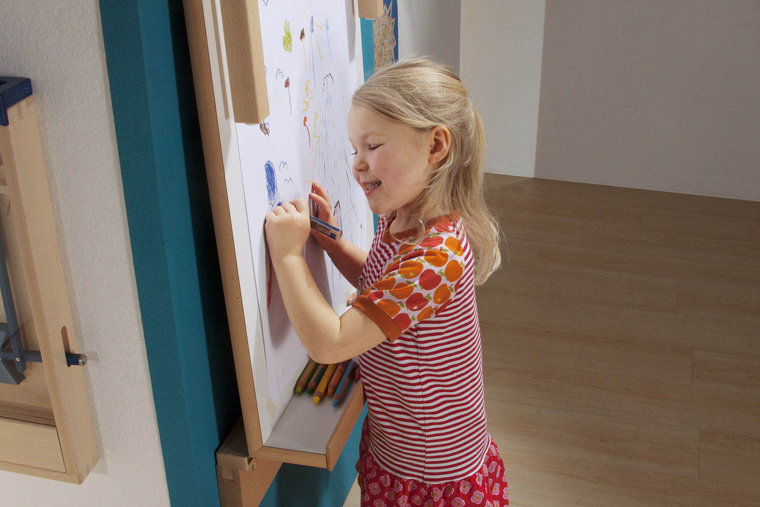 Wandklapptisch Kindergarten