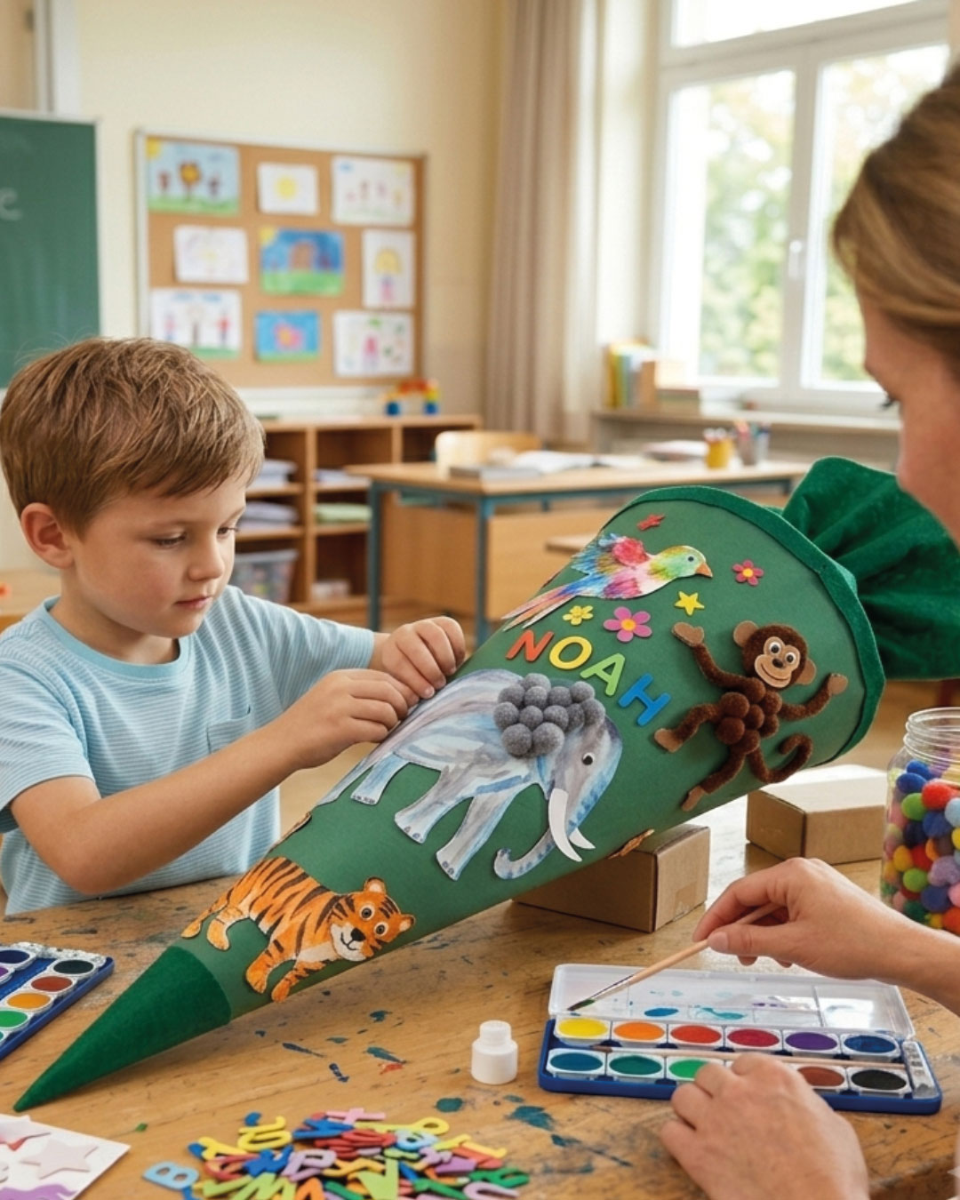 Schultüte mit Filzverschluss Schultüte mit Filzverschluss