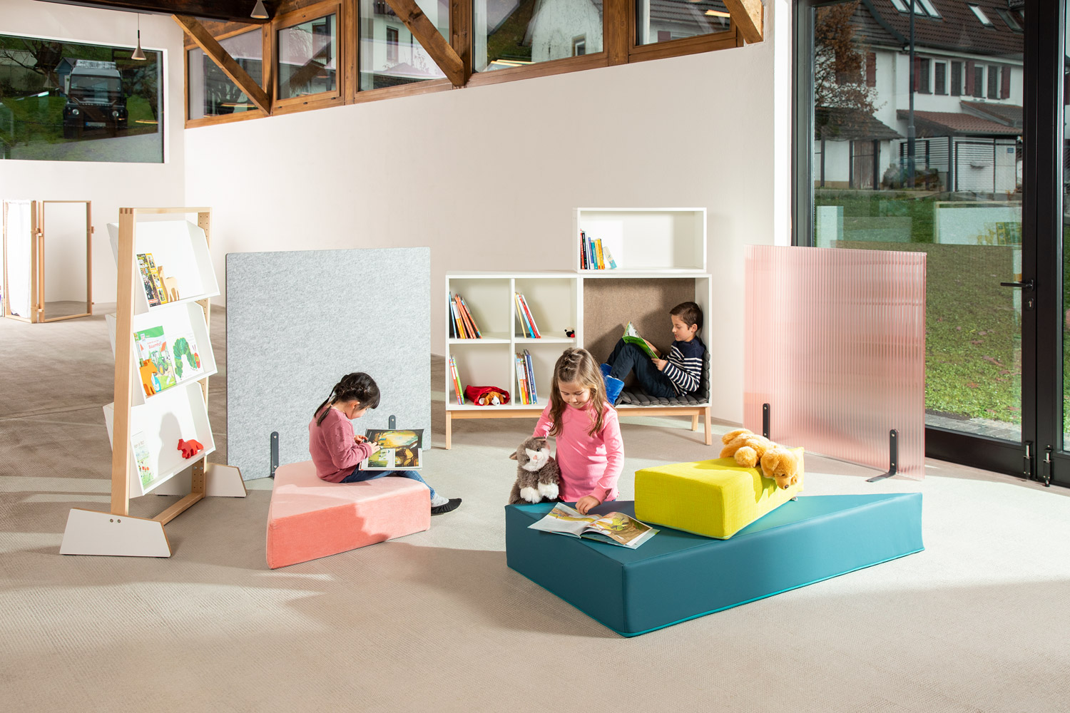 Spielrahmen mit Sonderrückwand innen, Nadelvlies, Breite 80 cm